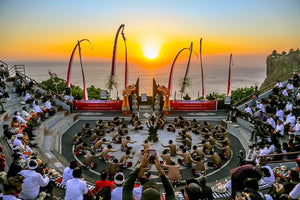 Uluwatu Guide — Cliffs and Sunset