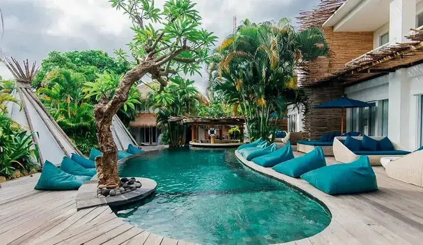 Surf Retreat in Bali 